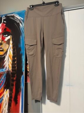 Avalanche High Waist Cargo Pocket Stretchy Workout Pants Leggings Tan Size XL